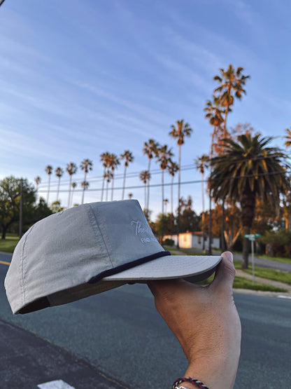 ‘FIND PARADISE IN PAIN’ SNAPBACK